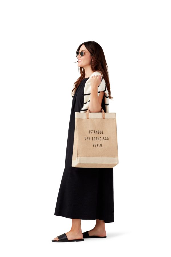 APOLIS-23APR27-ONMODEL-9578_16ac5a2e-849a-490a-b04a-74cc477a8379-scaled-1.jpg