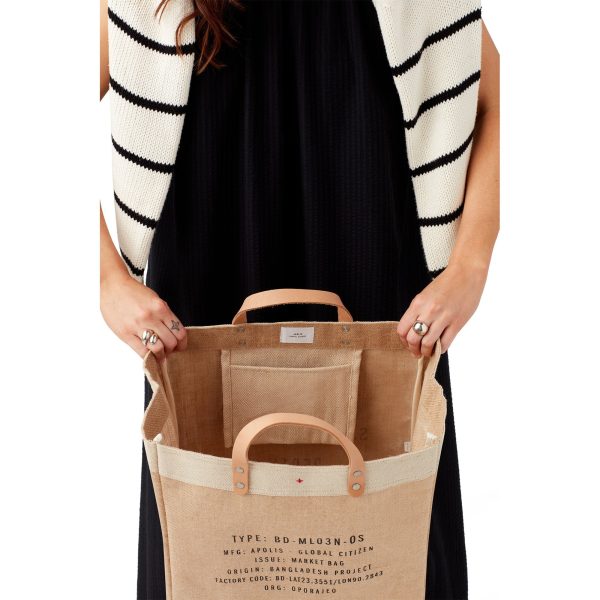 APOLIS-23APR27-ONMODEL-9587jpg_2000_485fa020-412c-4609-88eb-d4500e9d4c11.jpg