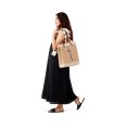 APOLIS-23APR27-ONMODEL-9675jpg_2000.jpg