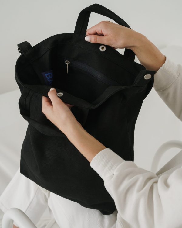 Duck_Bag_2_16oz_Canvas_Black-04_607e7fc8-e612-4017-9362-de70a9ac65d3-scaled-1-scaled-1.jpg
